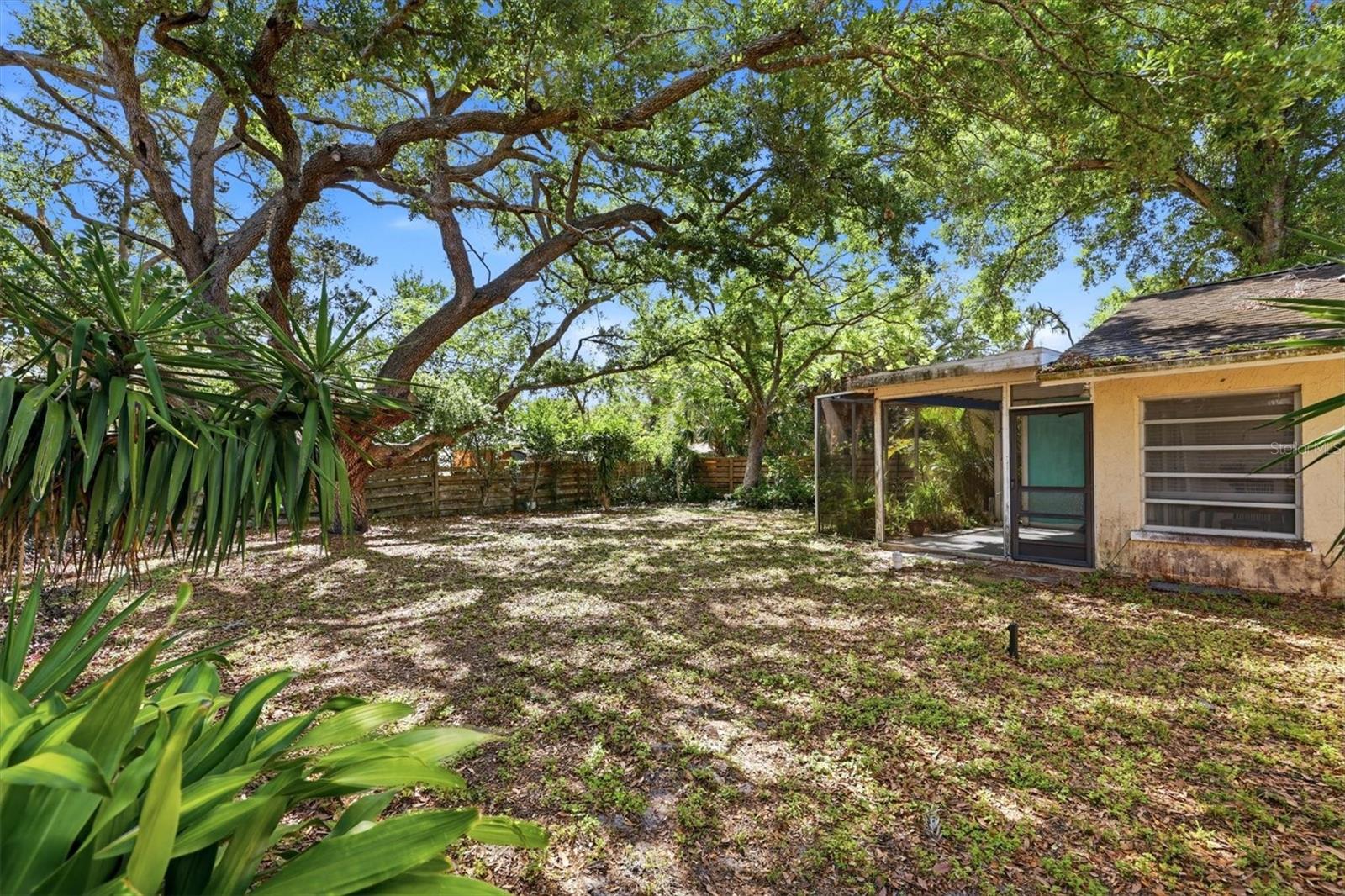 BROOKSIDE - Residential