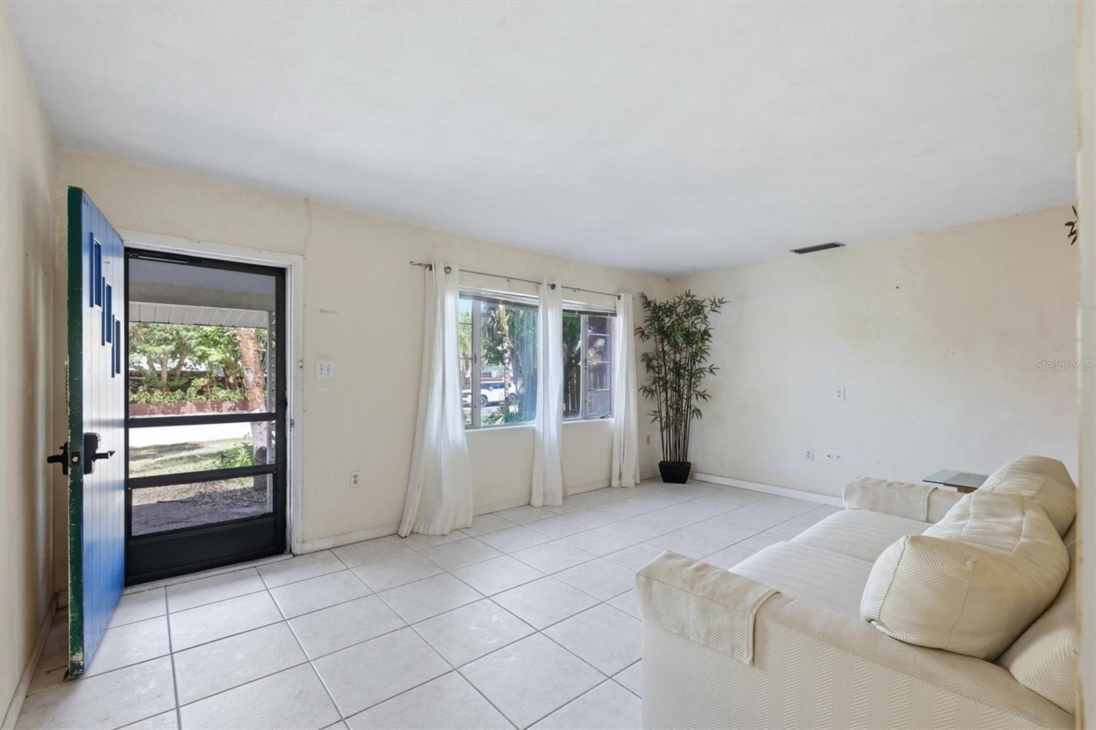 BROOKSIDE - Residential