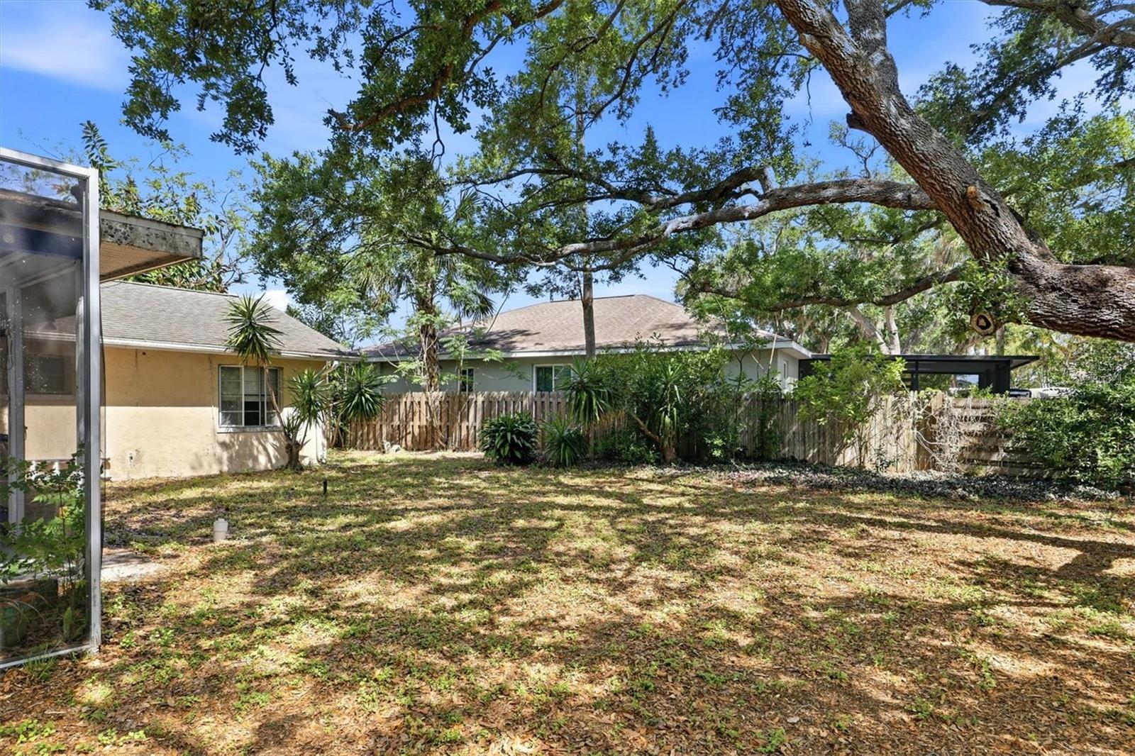 BROOKSIDE - Residential