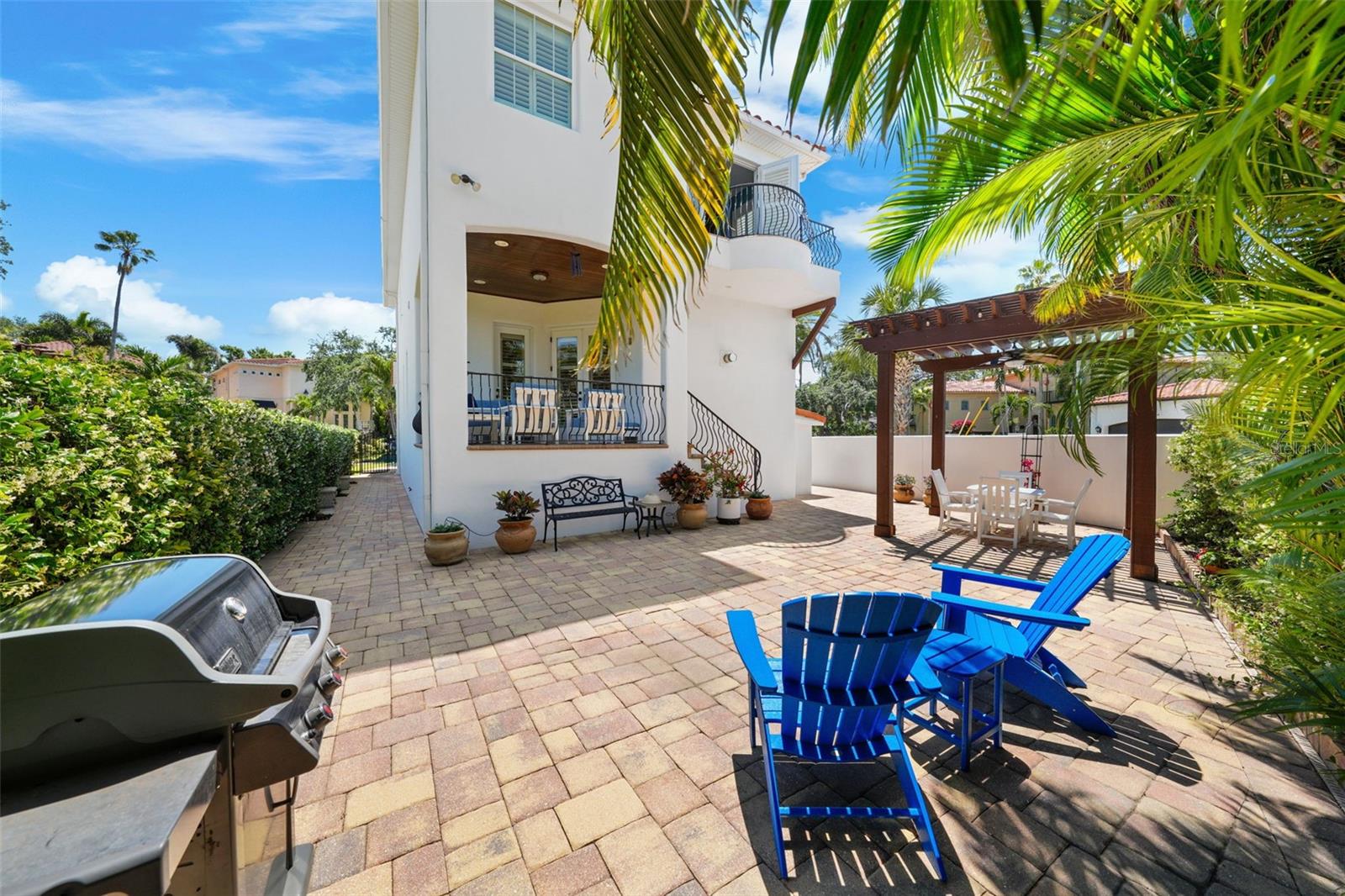 DAVIS ISLANDS PB10 PG52 TO 57 - Residential