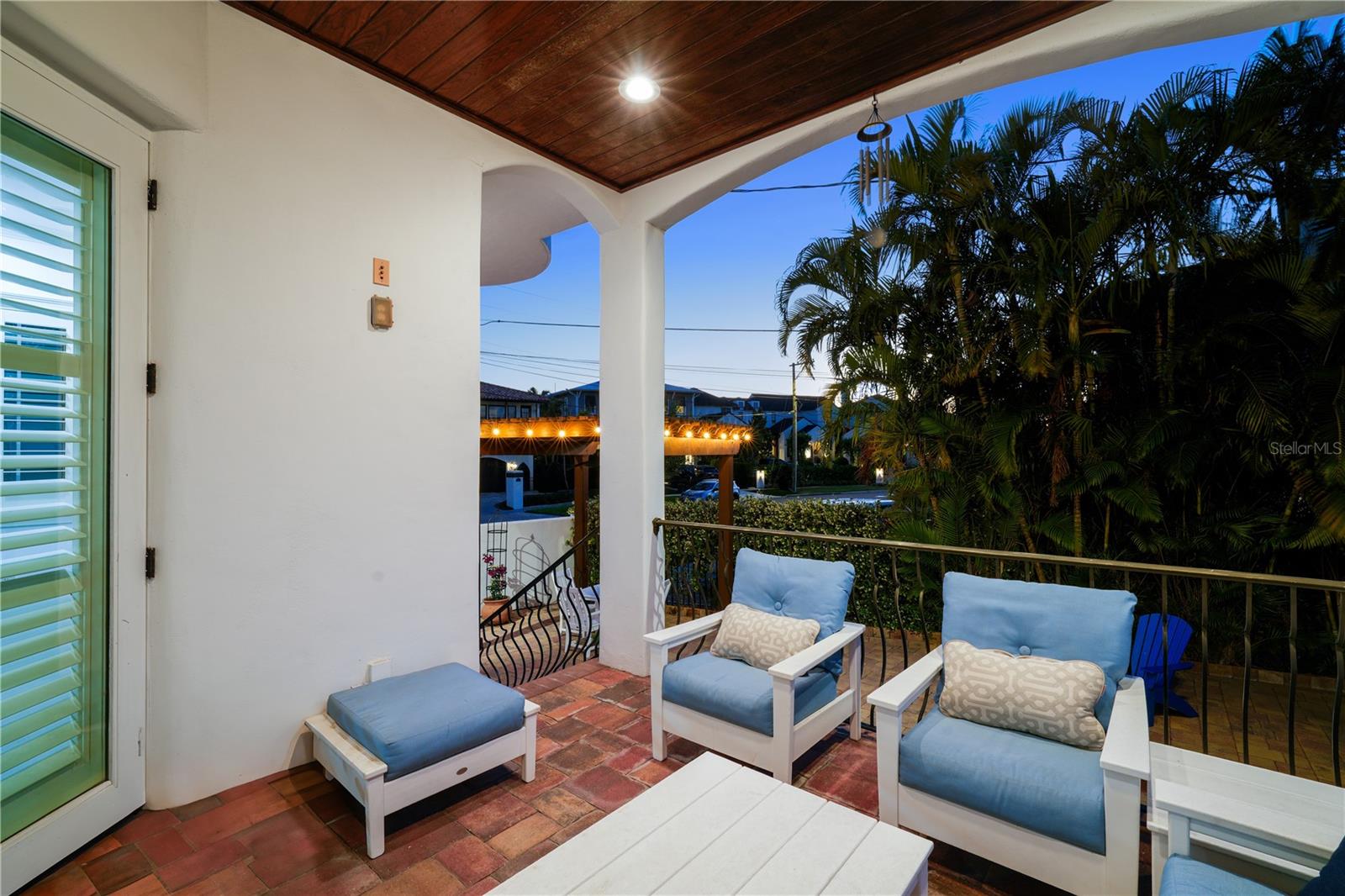 DAVIS ISLANDS PB10 PG52 TO 57 - Residential