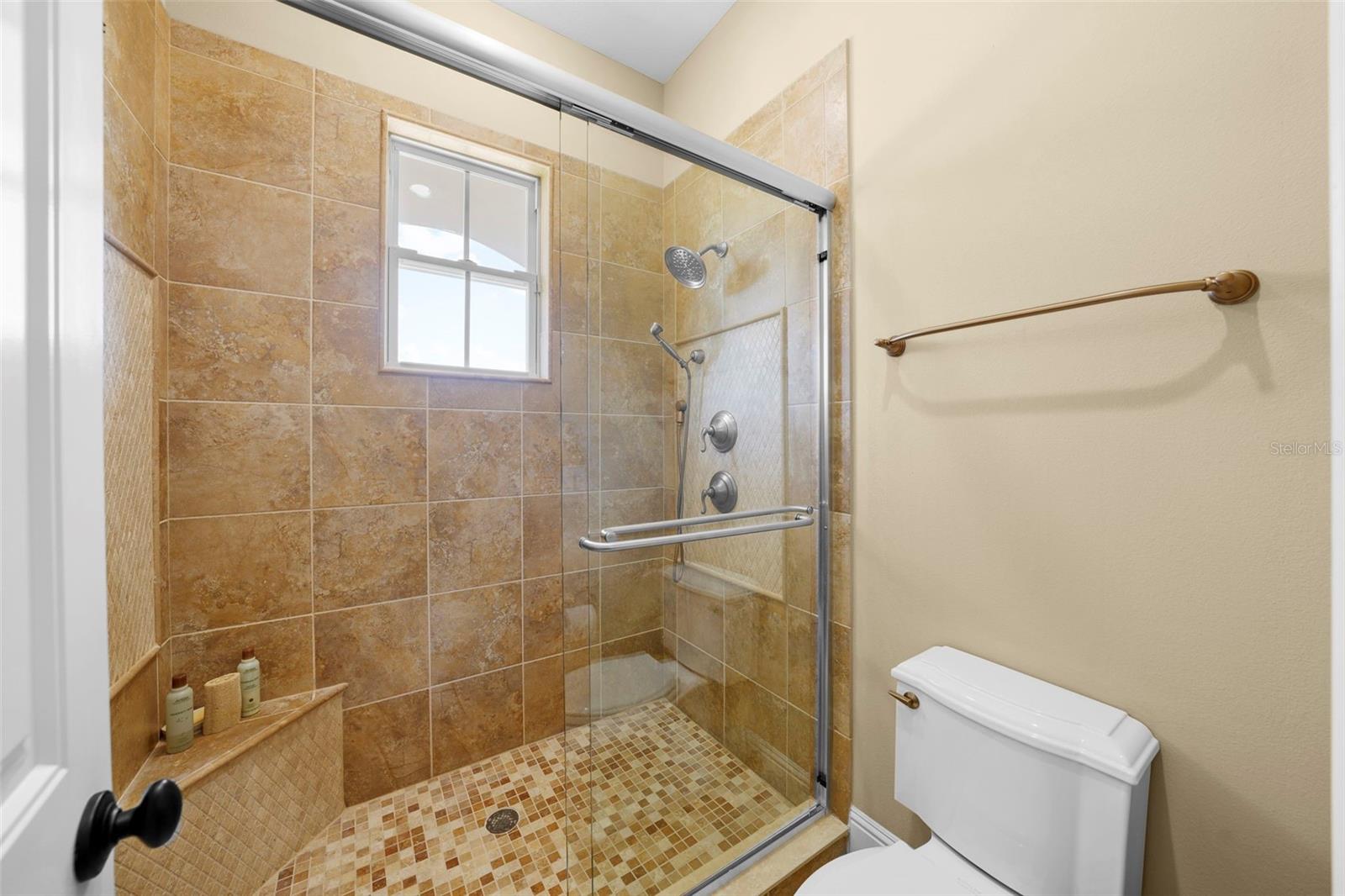 DAVIS ISLANDS PB10 PG52 TO 57 - Residential