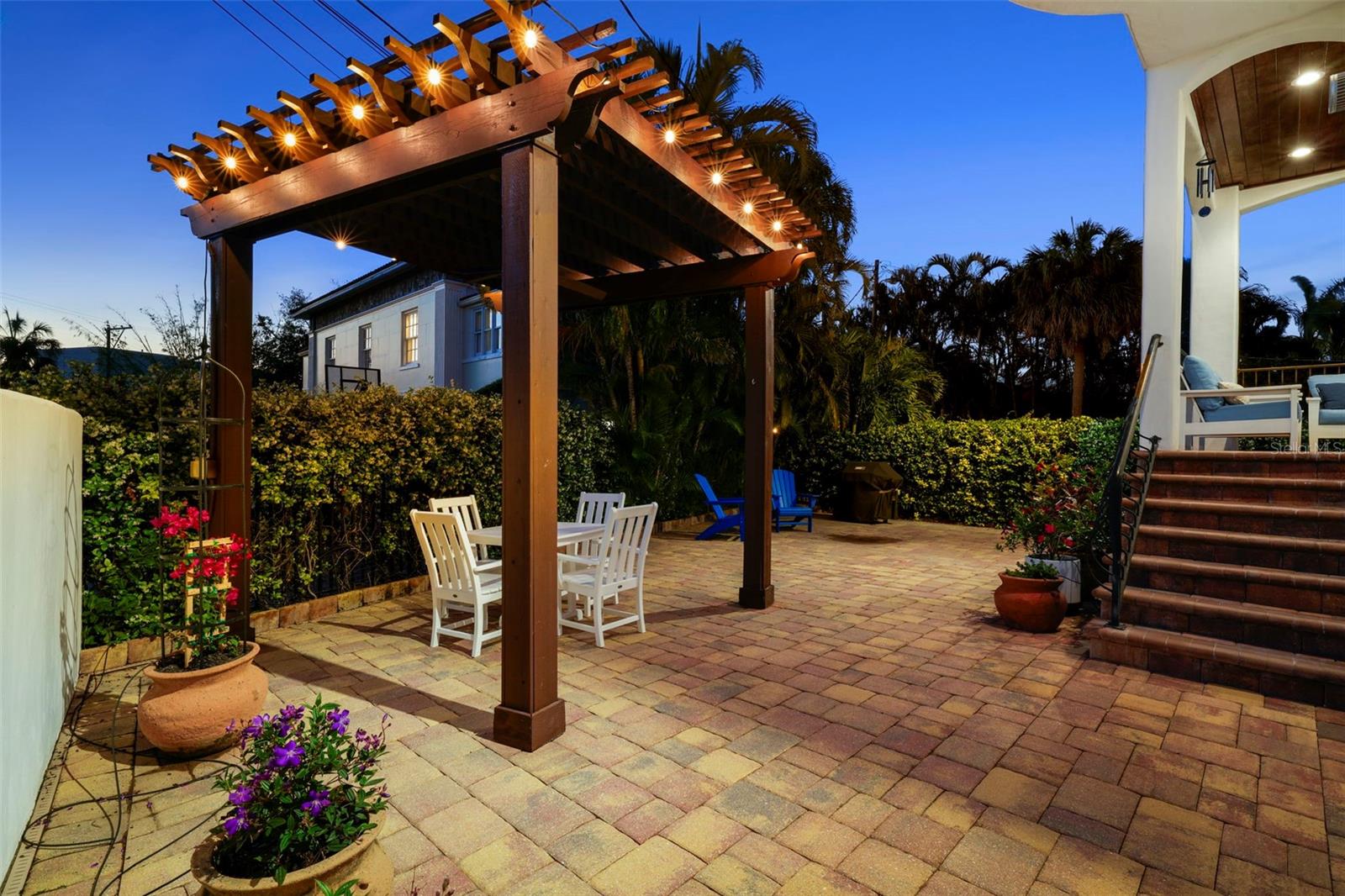 DAVIS ISLANDS PB10 PG52 TO 57 - Residential