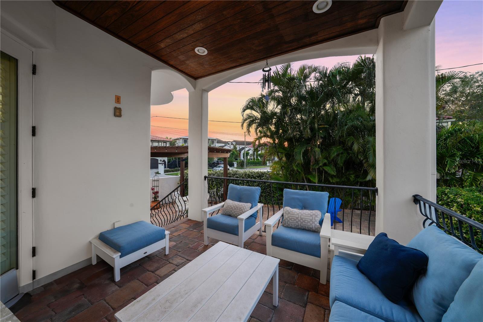 DAVIS ISLANDS PB10 PG52 TO 57 - Residential