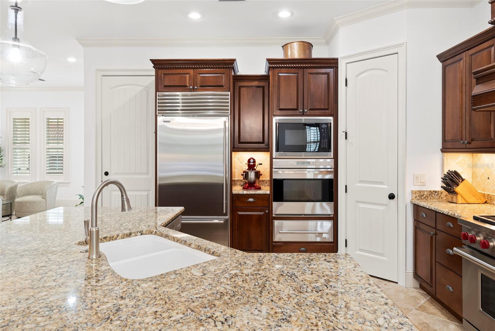 DAVIS ISLANDS PB10 PG52 TO 57 - Residential