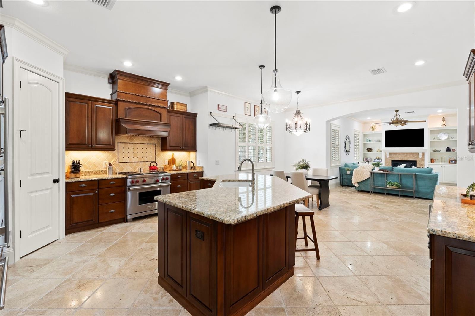 DAVIS ISLANDS PB10 PG52 TO 57 - Residential