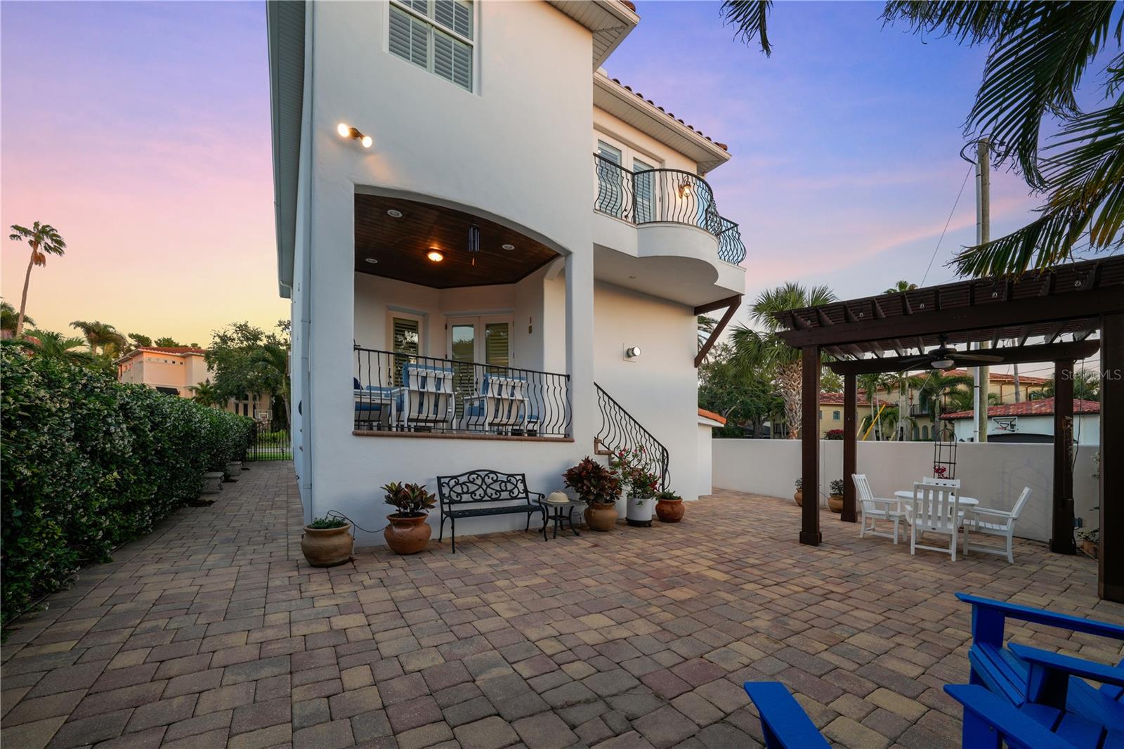 DAVIS ISLANDS PB10 PG52 TO 57 - Residential