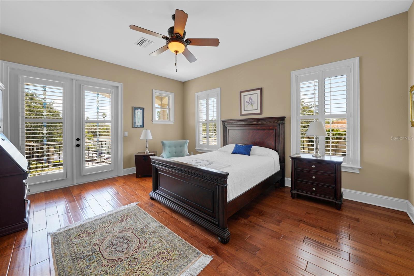 DAVIS ISLANDS PB10 PG52 TO 57 - Residential