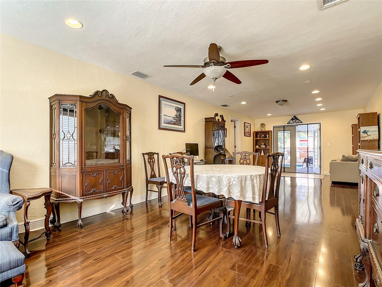 SUNNY MEAD HEIGHTS - Residential