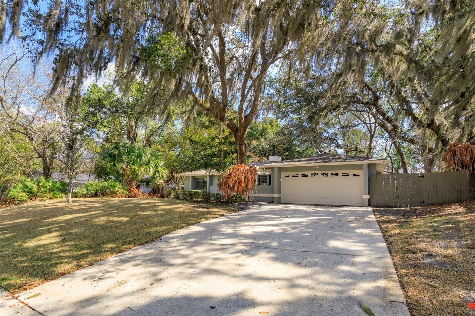 762 SHEOAH BOULEVARD