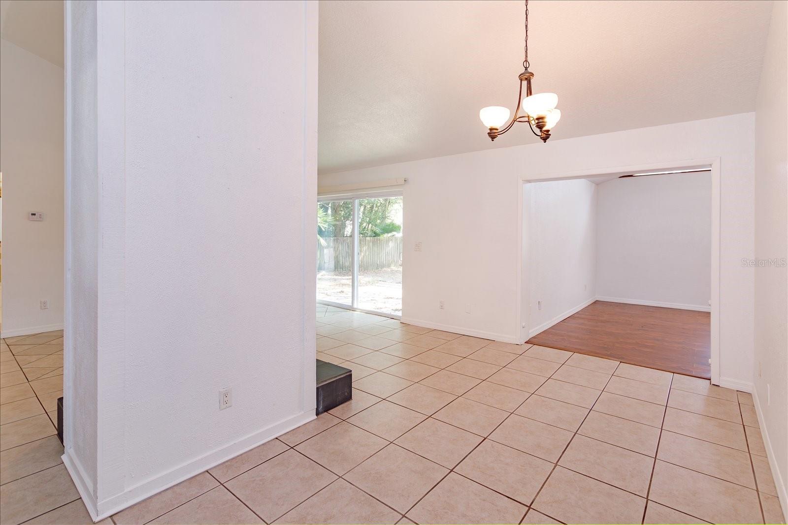 762 SHEOAH BOULEVARD