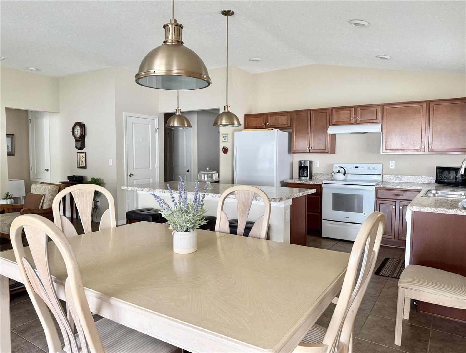 FREEDOM RIDGE - Residential