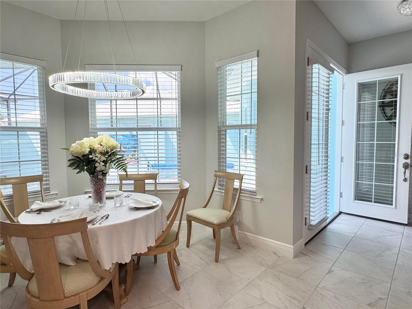 CORAL CAYE - Residential