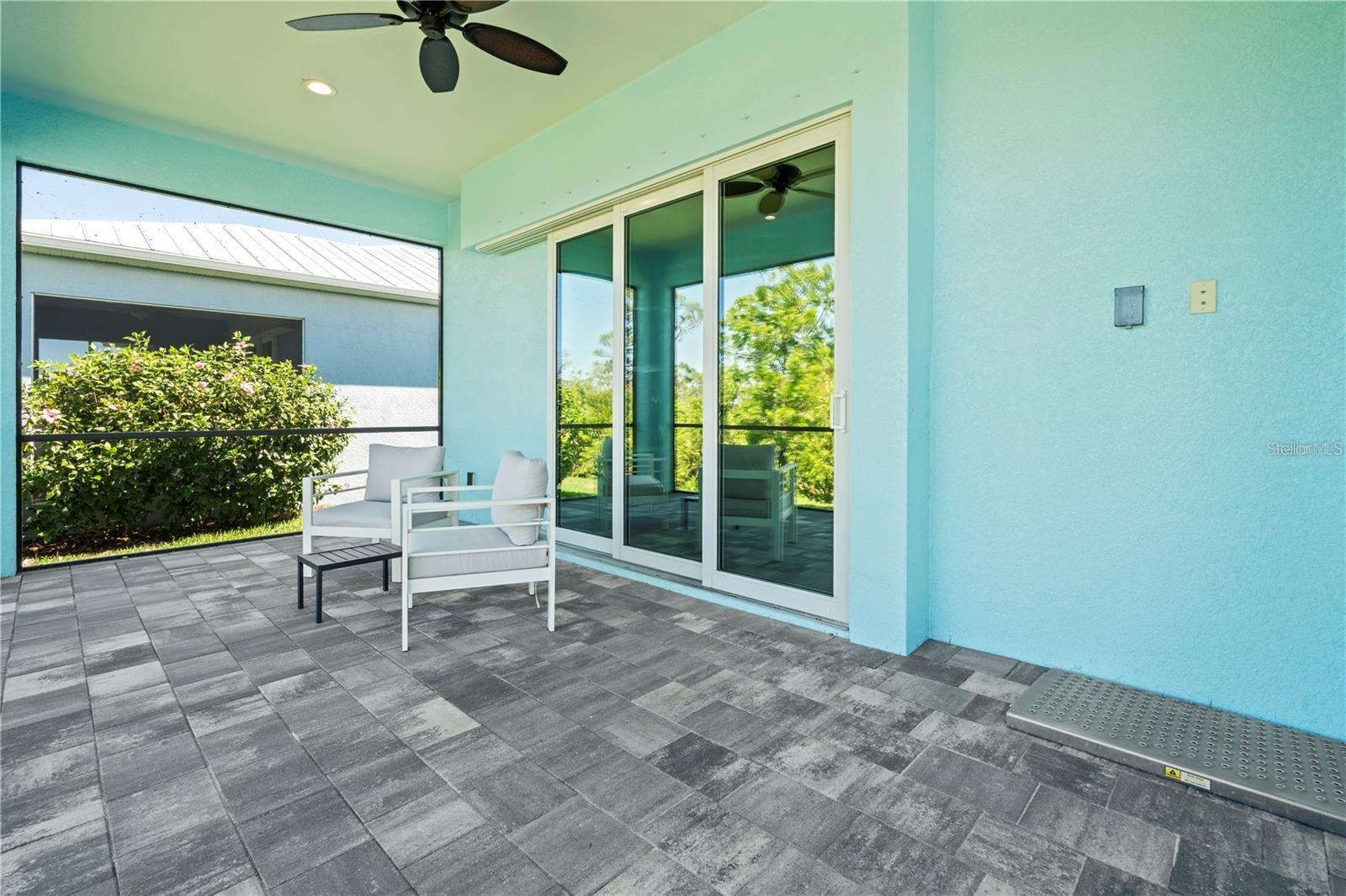 CORAL CAYE - Residential