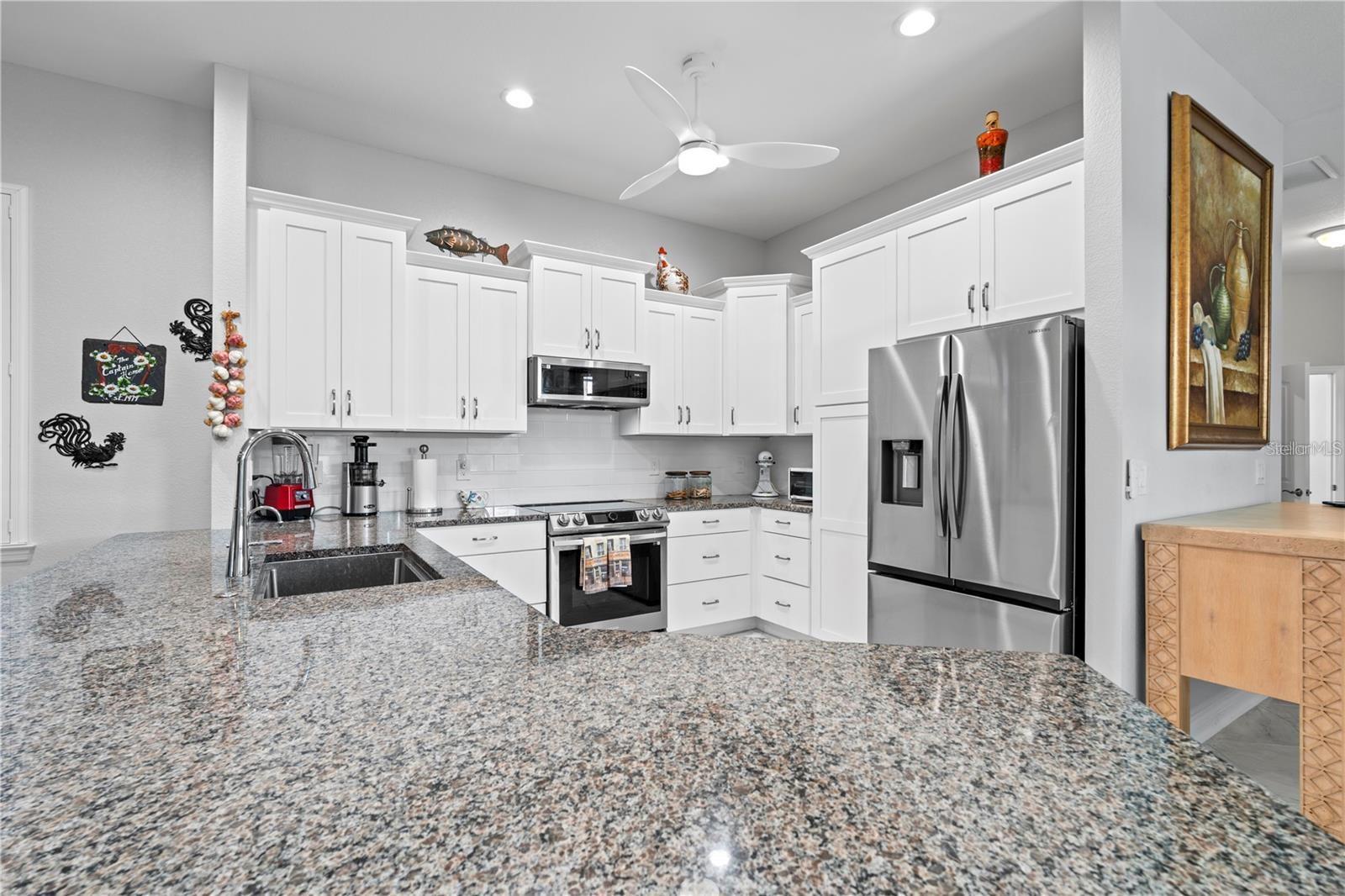 CORAL CAYE - Residential