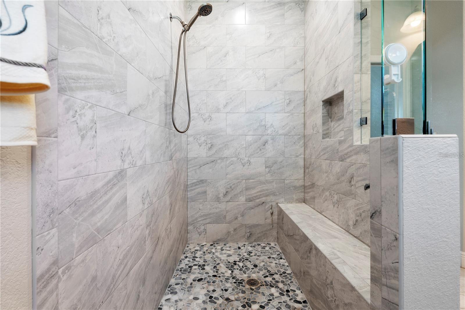 CORAL CAYE - Residential