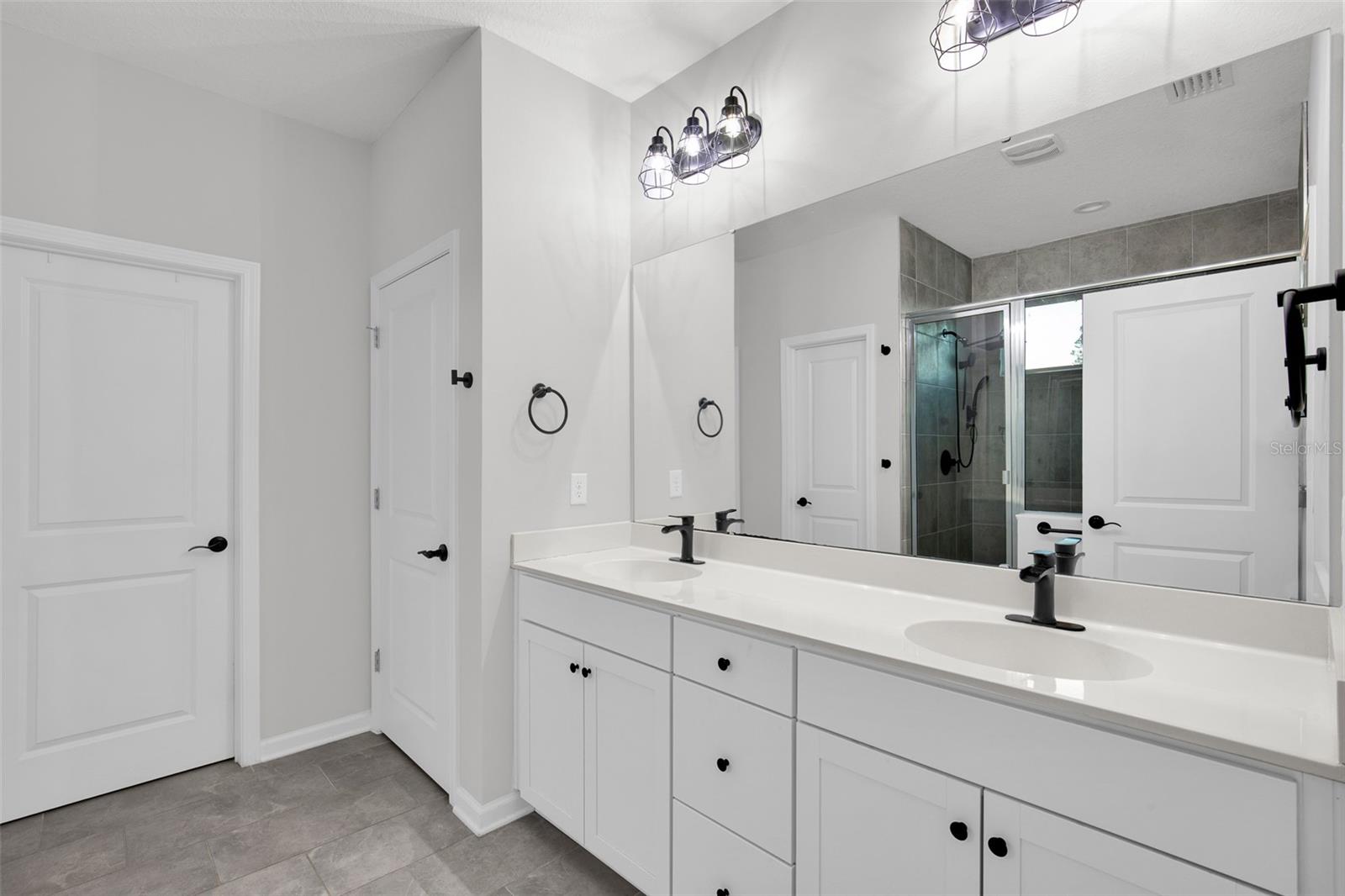 GRAND LNDGS PH 4 - Residential