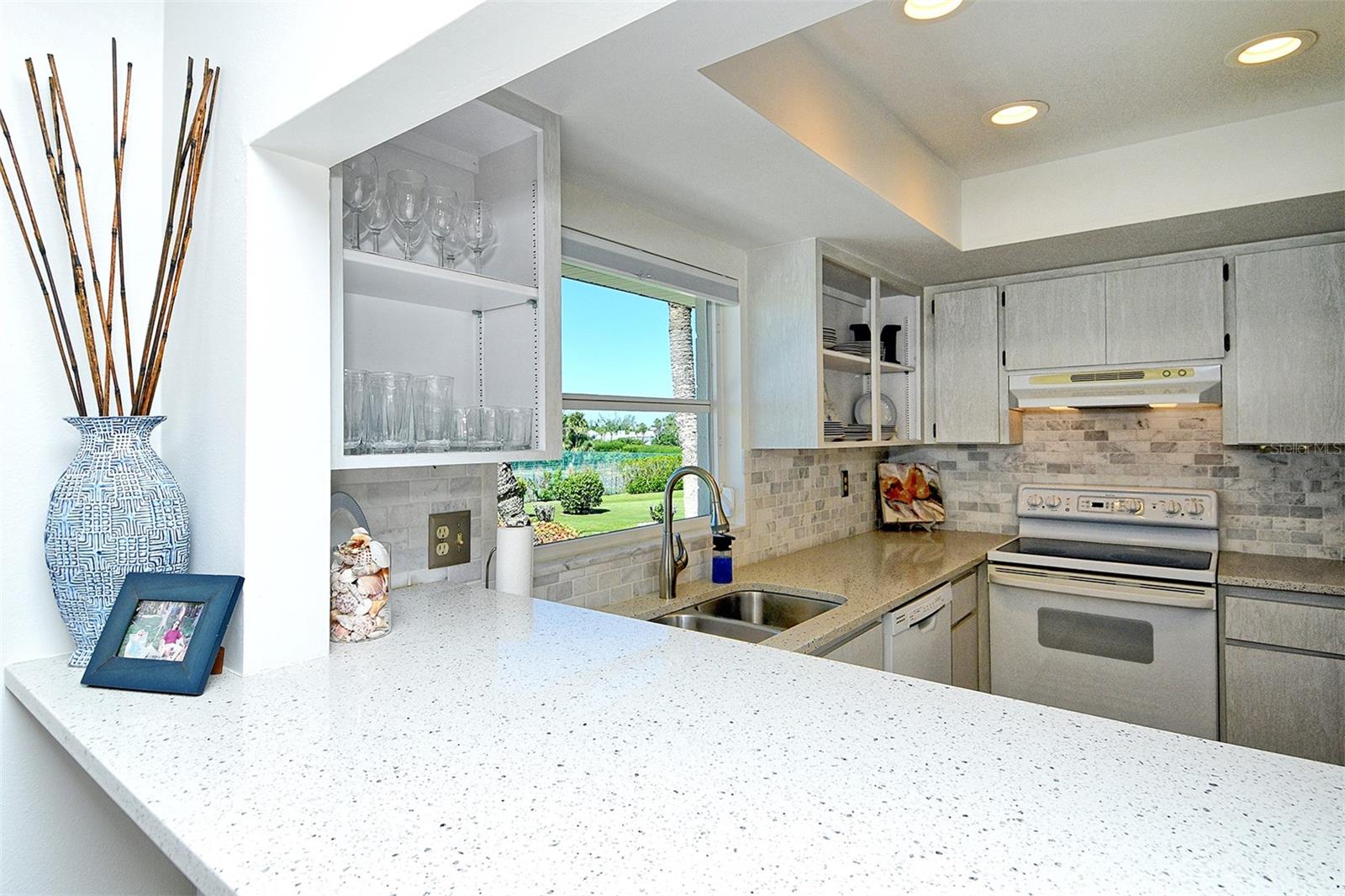 WHITNEY BEACH III - Residential