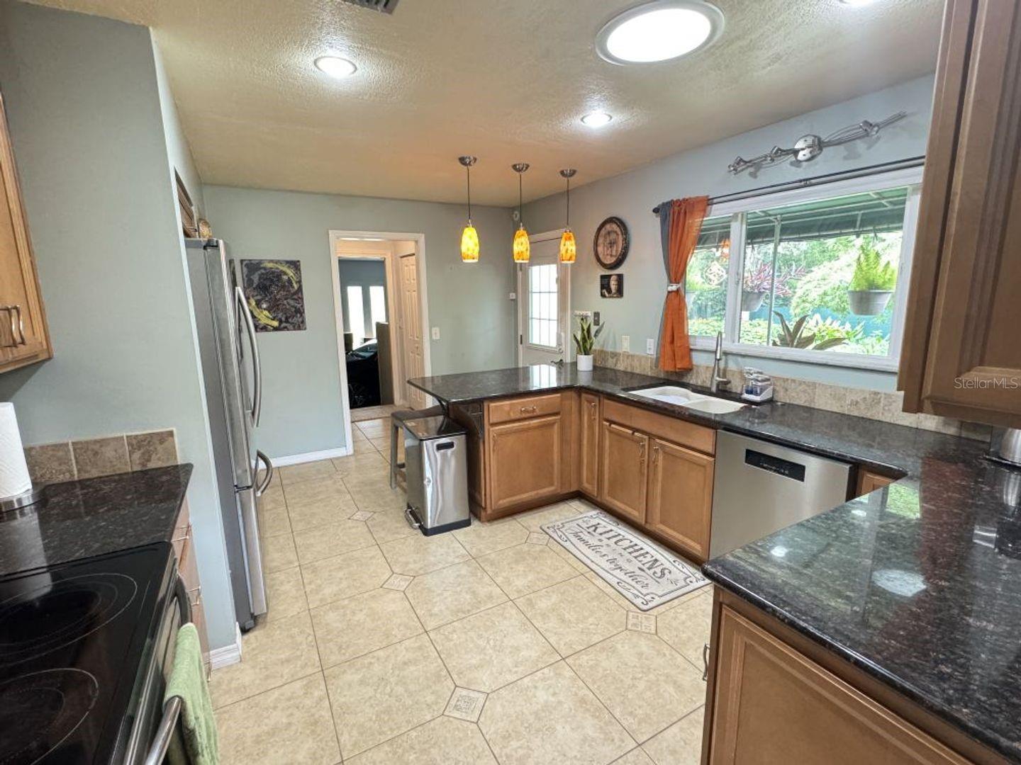 BUCKINGHAM EAST #1 - Residential Lease