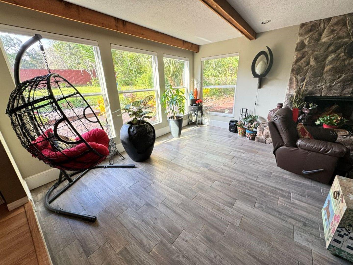 BUCKINGHAM EAST #1 - Residential Lease