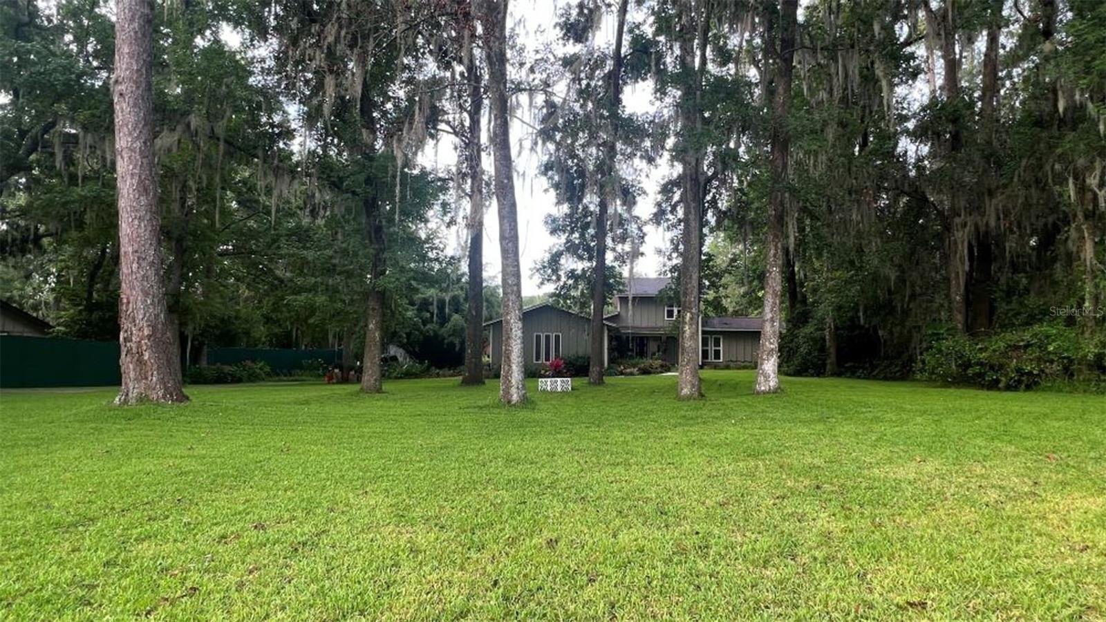 BUCKINGHAM EAST #1 - Residential Lease