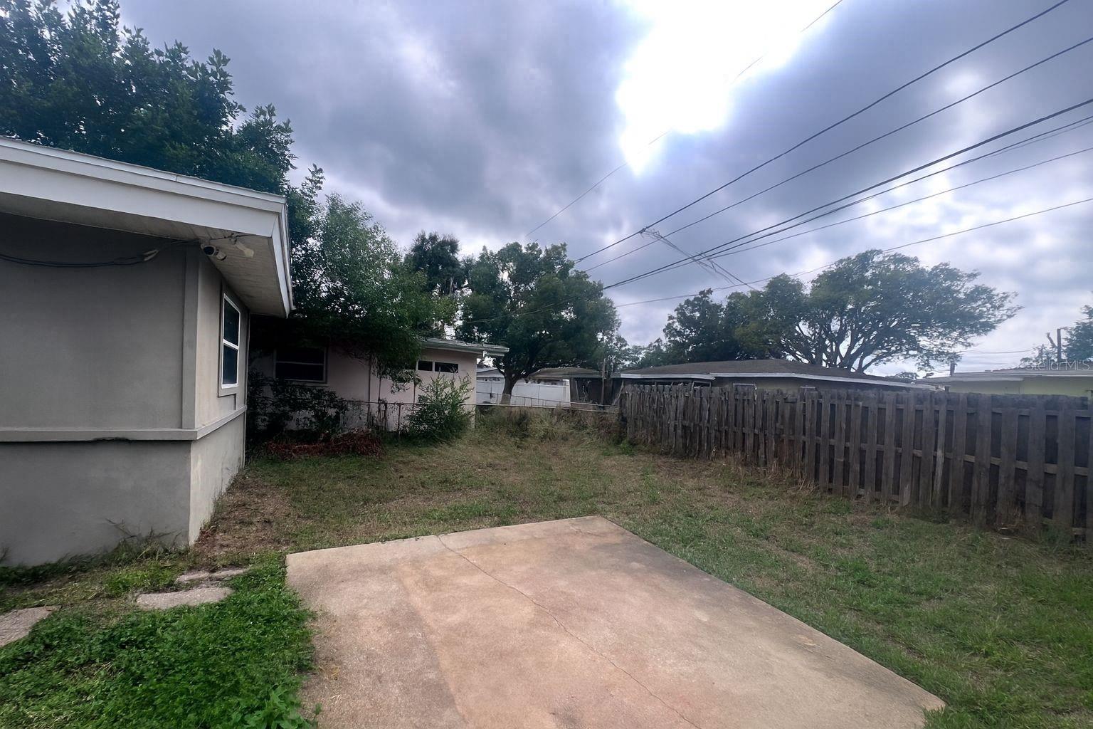 WOODMONT PARK - Residential