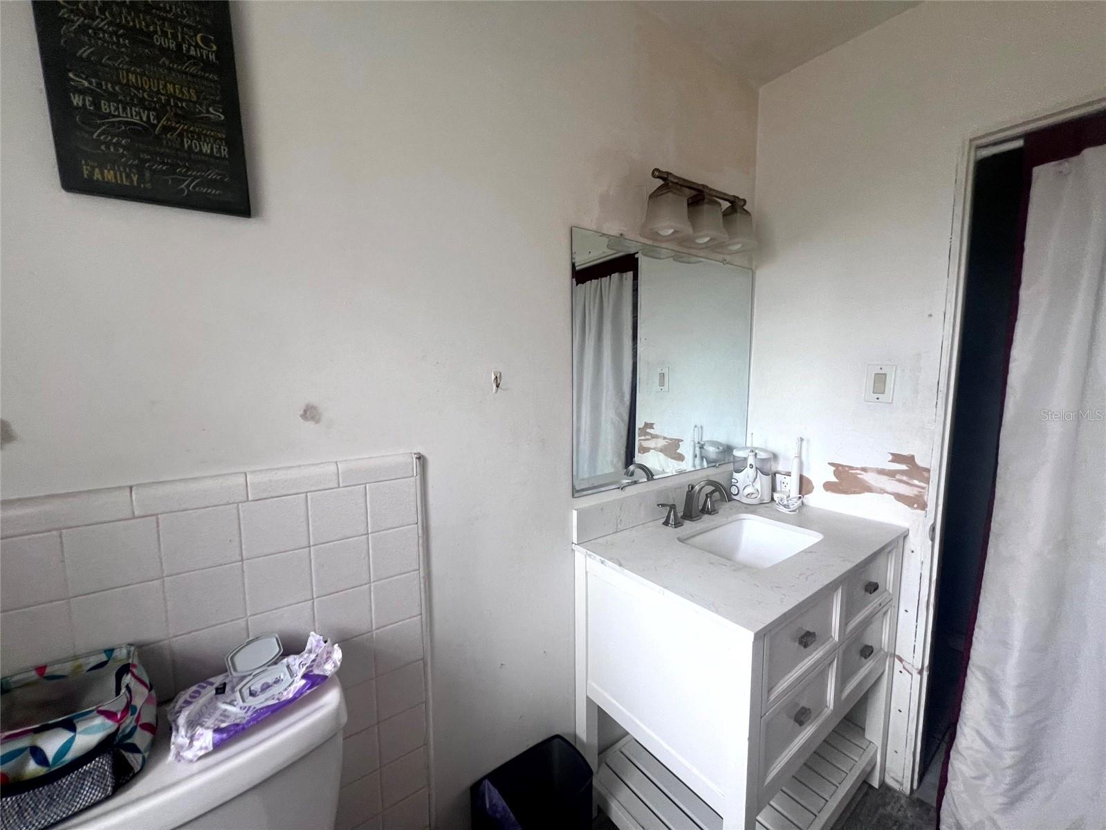 WOODMONT PARK - Residential