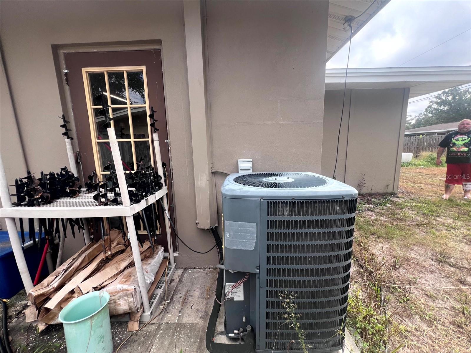 WOODMONT PARK - Residential