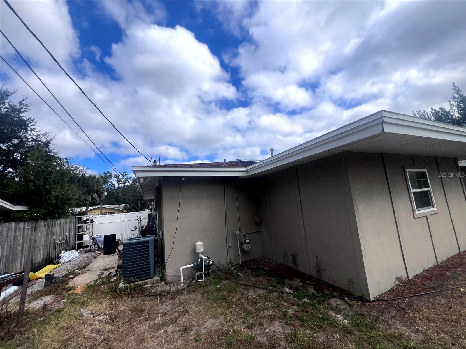 WOODMONT PARK - Residential