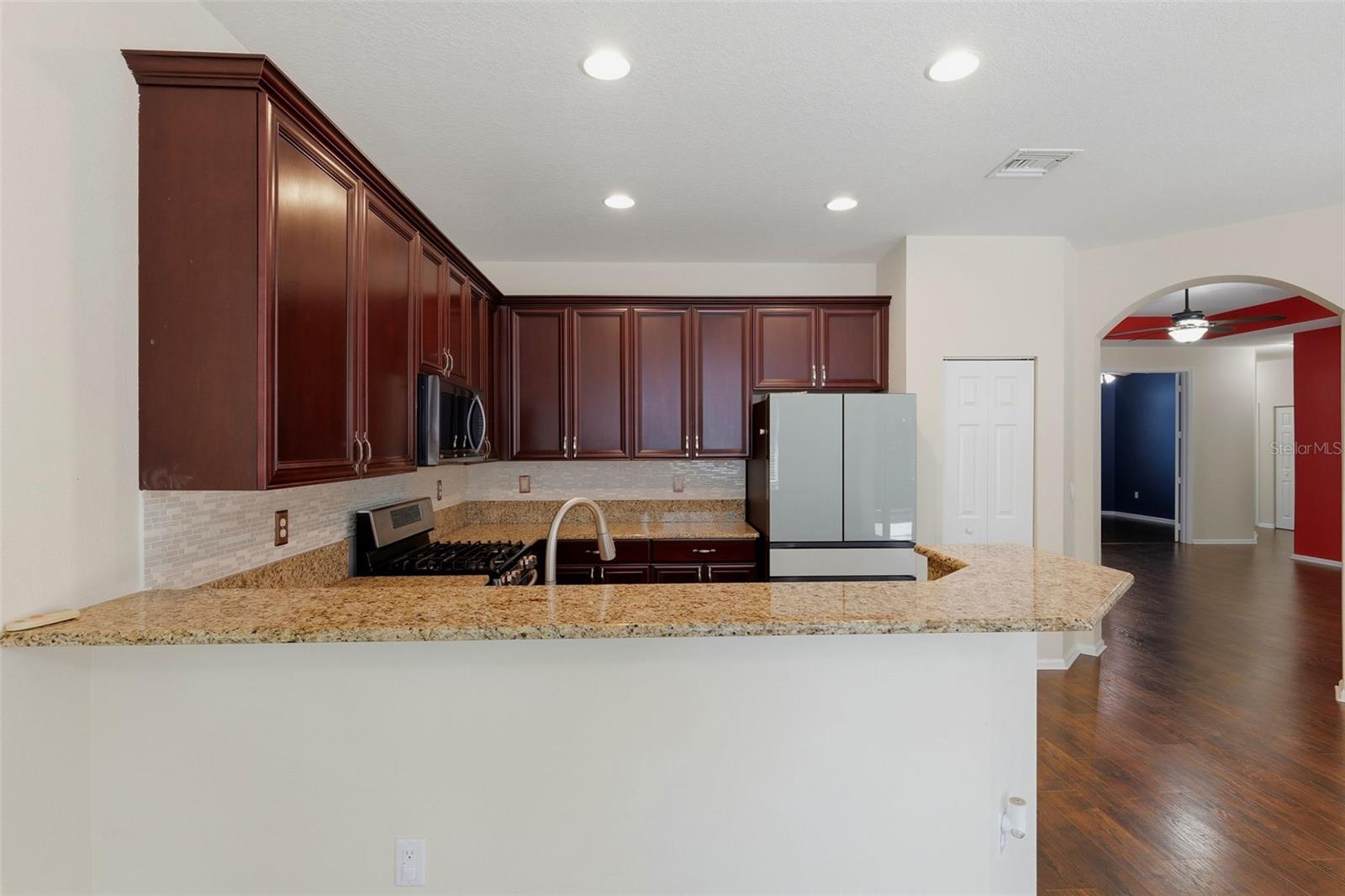 LAKESHORE RANCH PH I - Residential