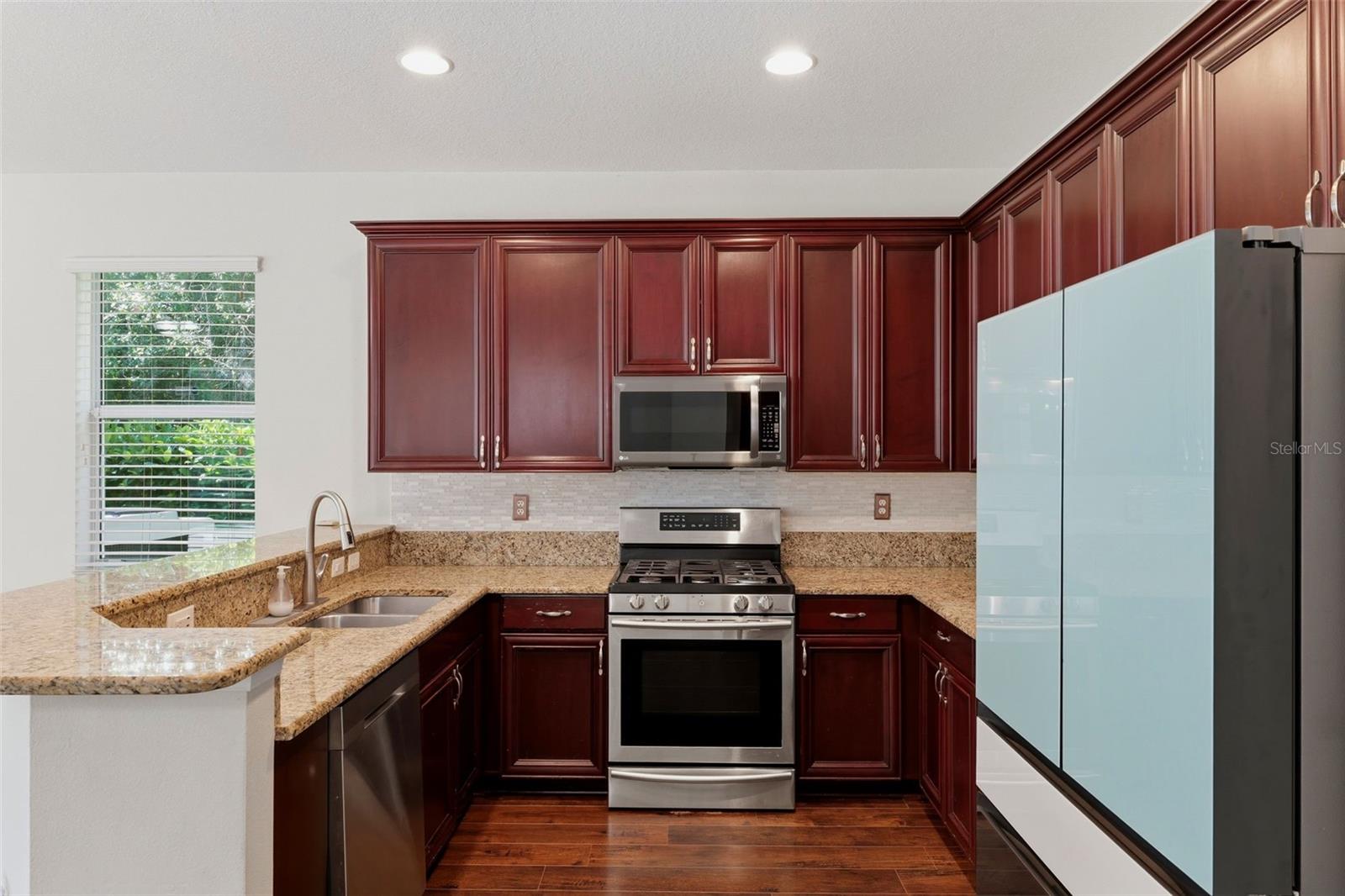 LAKESHORE RANCH PH I - Residential