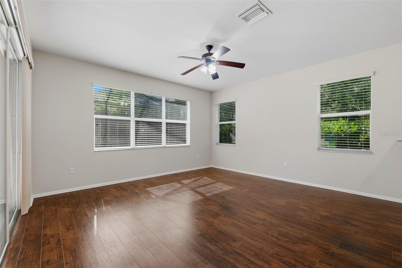 LAKESHORE RANCH PH I - Residential