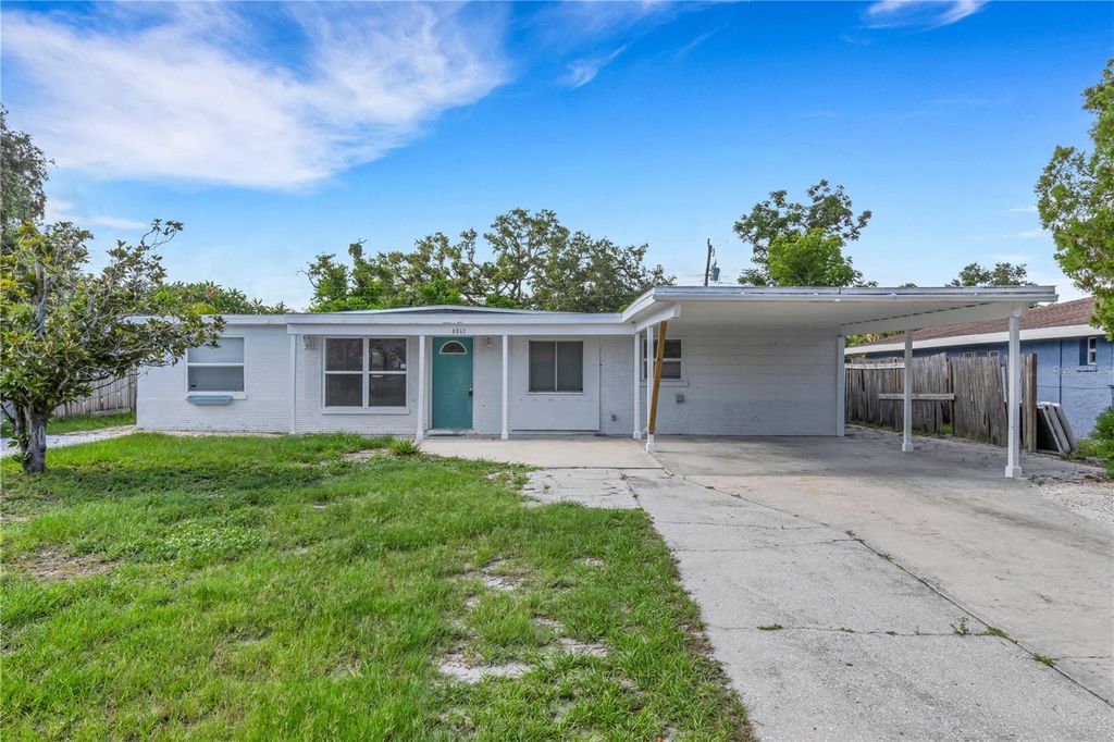 Photo of 4861 Bell Meade Drive, Sarasota, FL 34232 (MLS # A4698124)