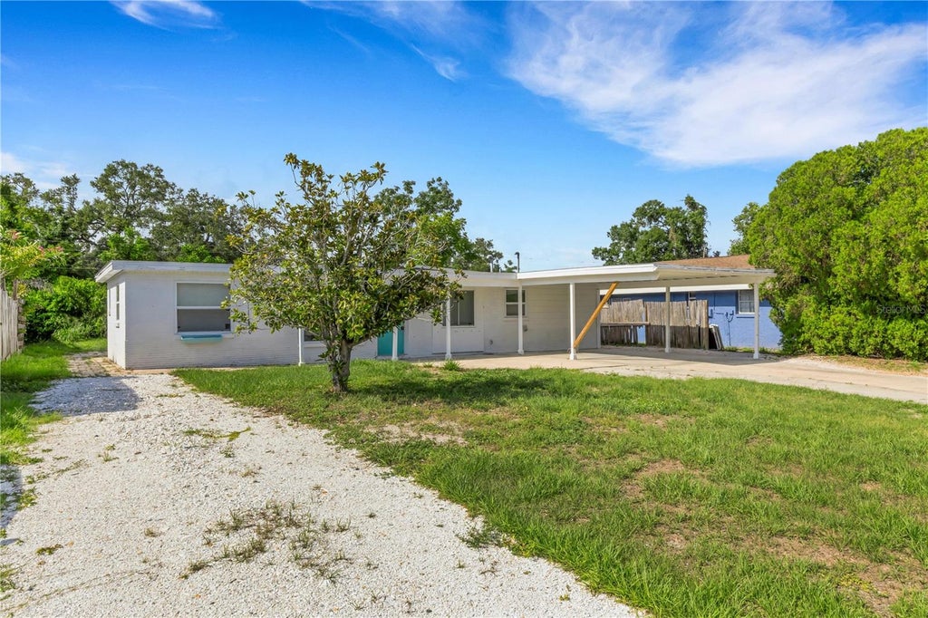 Photo of 4861 Bell Meade Drive, Sarasota, FL 34232 (MLS # A4698124)