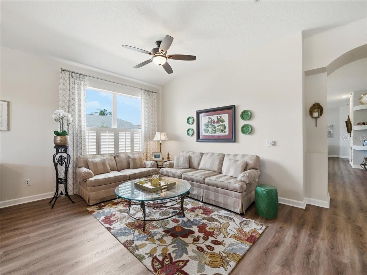 VILLAROSA PH F - Residential