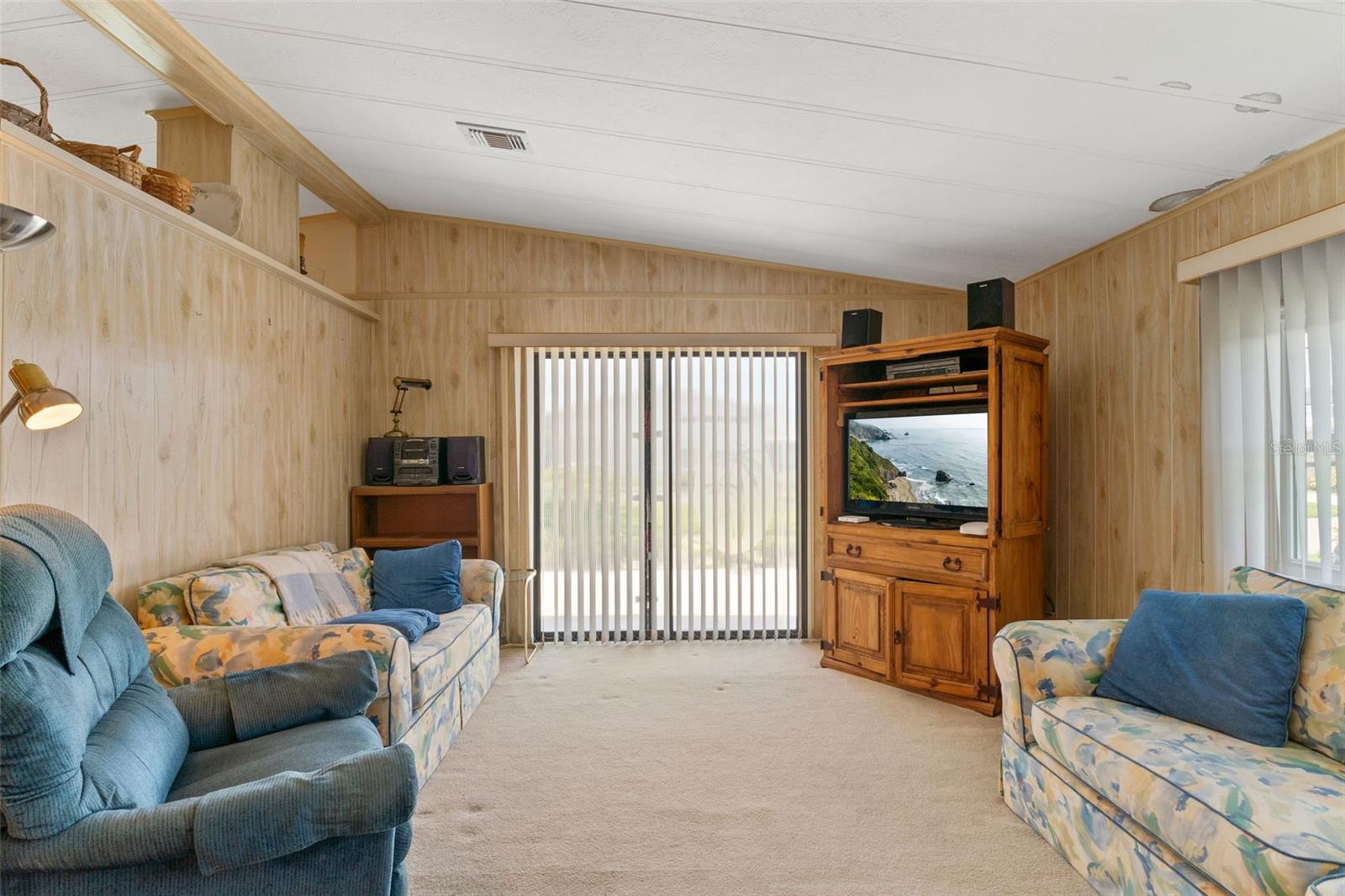 LAZY RIVER MHP - Residential