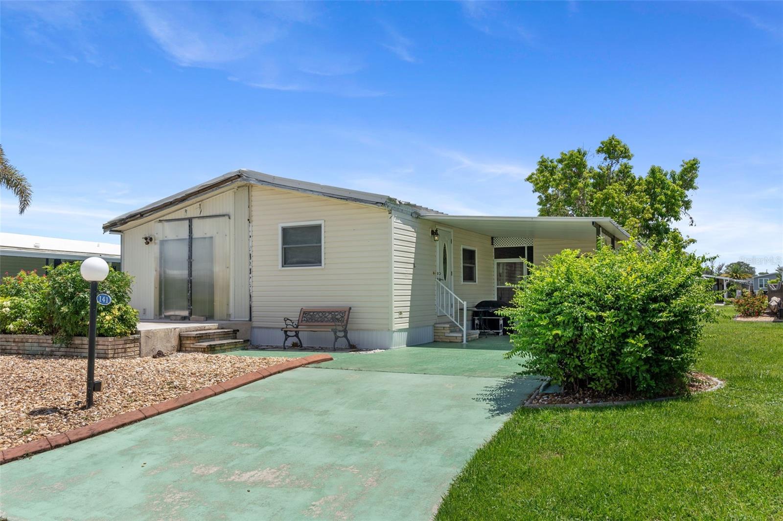 LAZY RIVER MHP - Residential