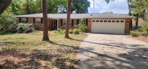 Photo of 1840 12th Street, Clermont, FL 34711 (MLS # S5147094)