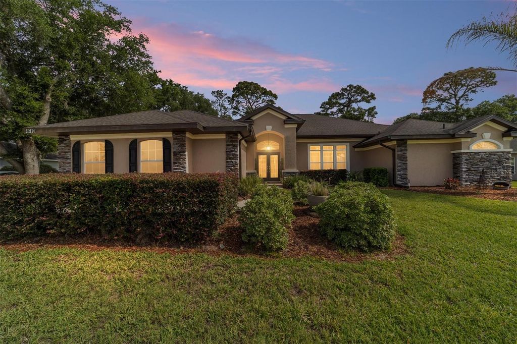Photo of 4615 SE 35th Place, Ocala, FL 34480 (MLS # OM724431)