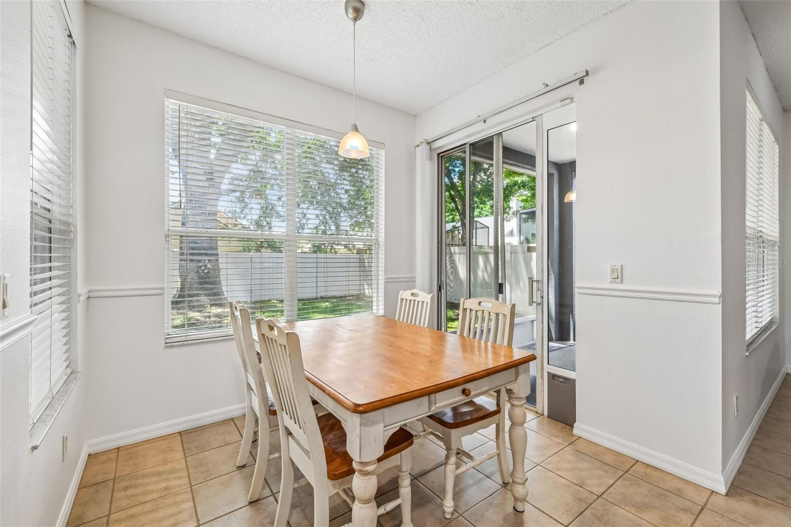 9525 SOUTHERN GARDEN CIRCLE