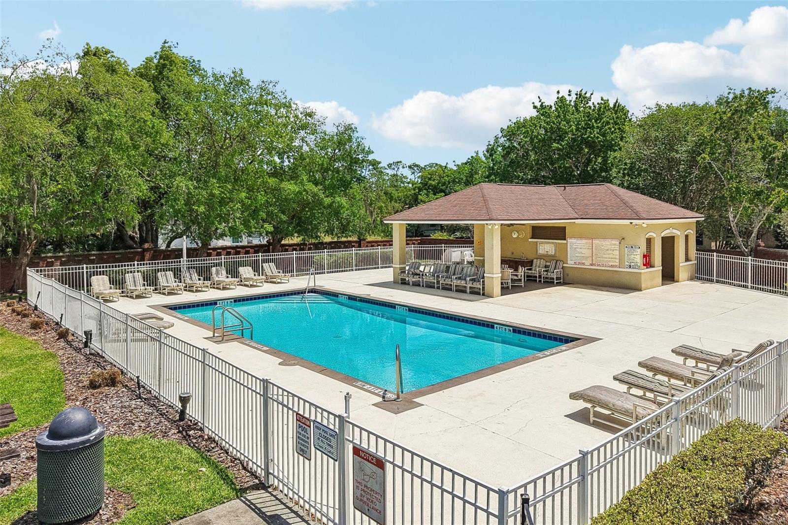 CAMDEN CLUB - Residential