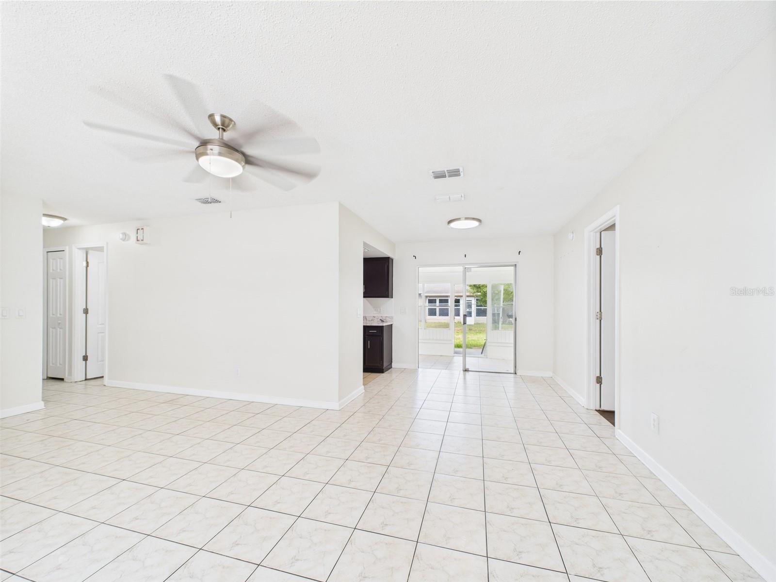 2434 MILL RUN BOULEVARD