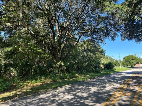Tiny photo for 1881 SE 30th Avenue, Ocala, FL 34471 (MLS # OM707151)