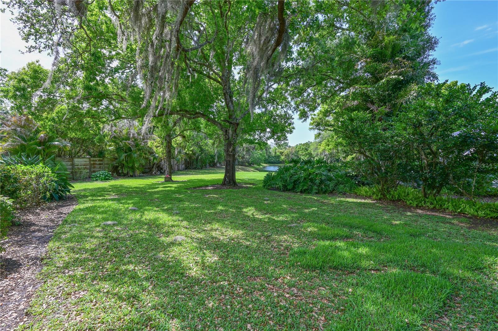 LAUREL OAK ESTATES SEC 05 - Residential