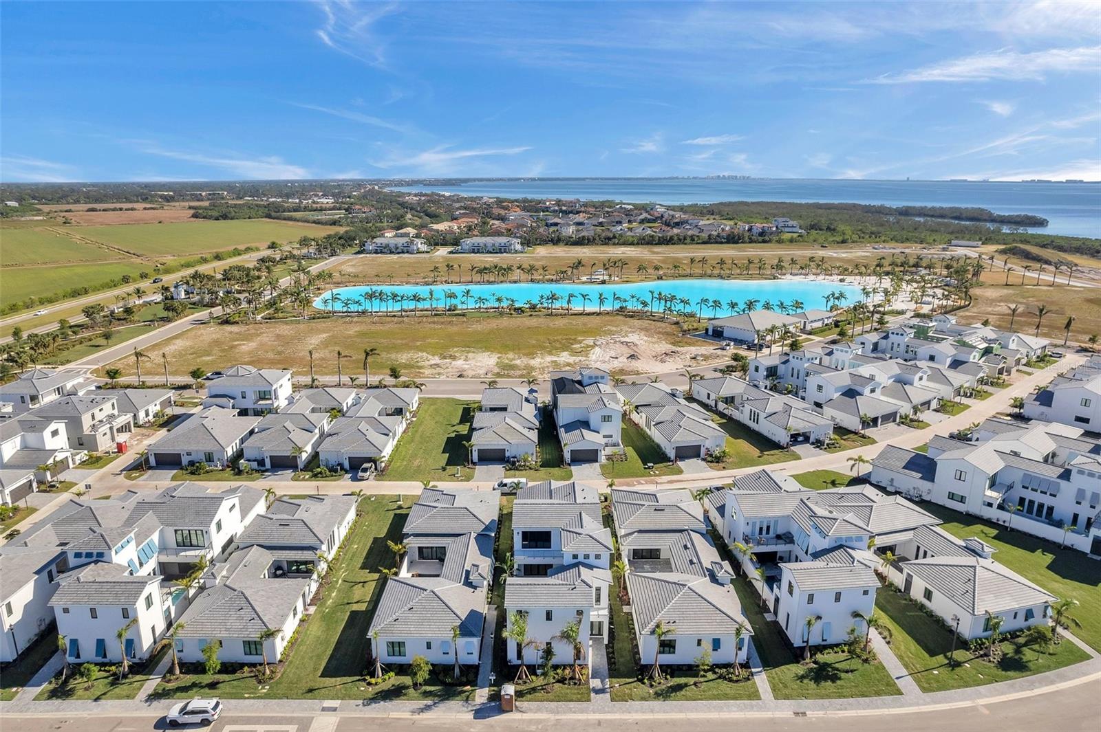 AQUA LAGOON - Residential Lease