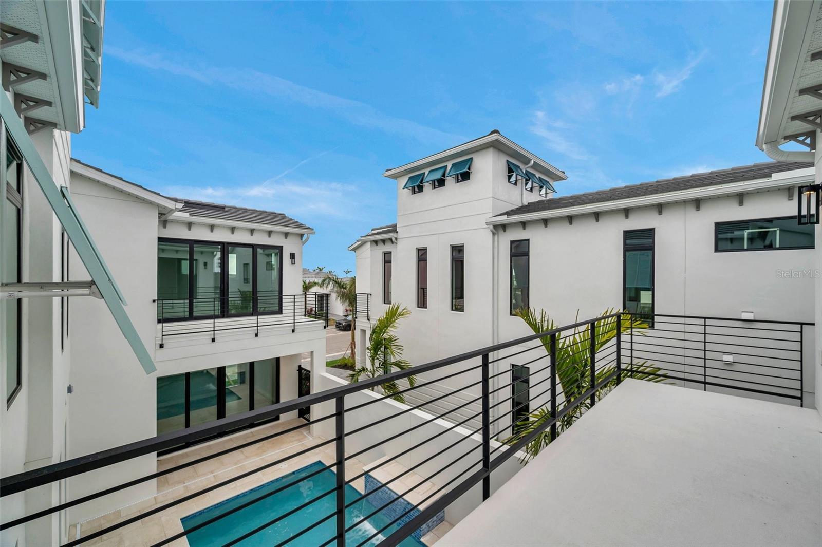 AQUA LAGOON - Residential Lease