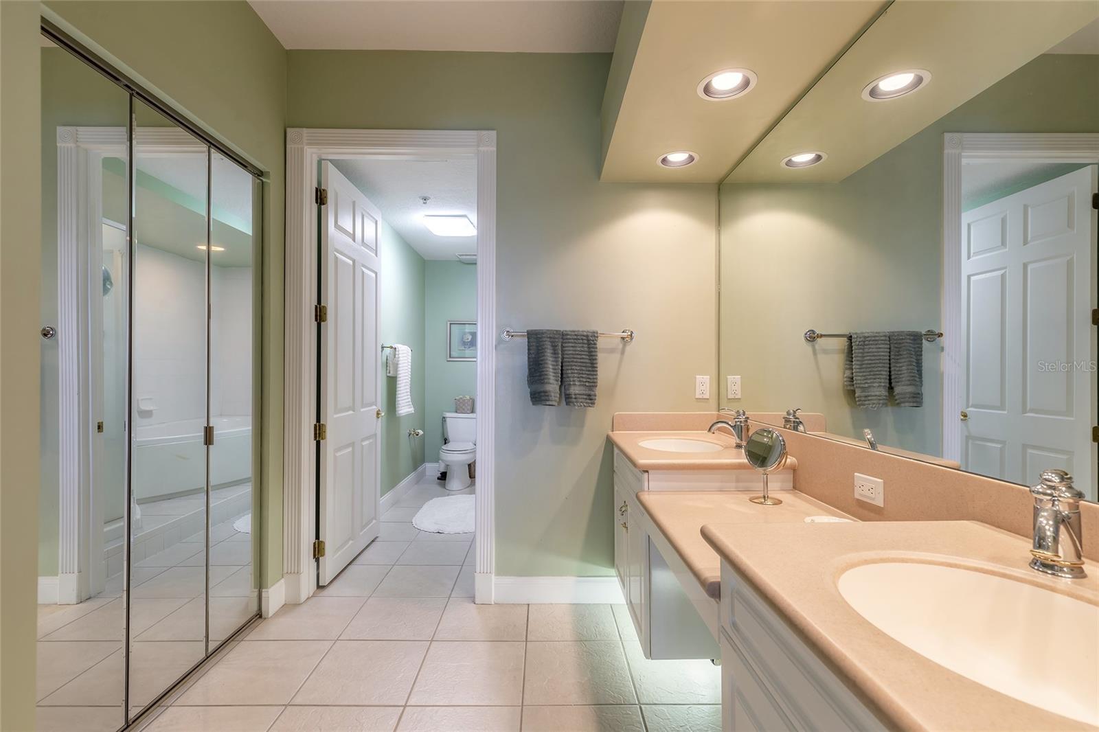 RIVERWALK AT HARBOUR VILLAGE - Residential