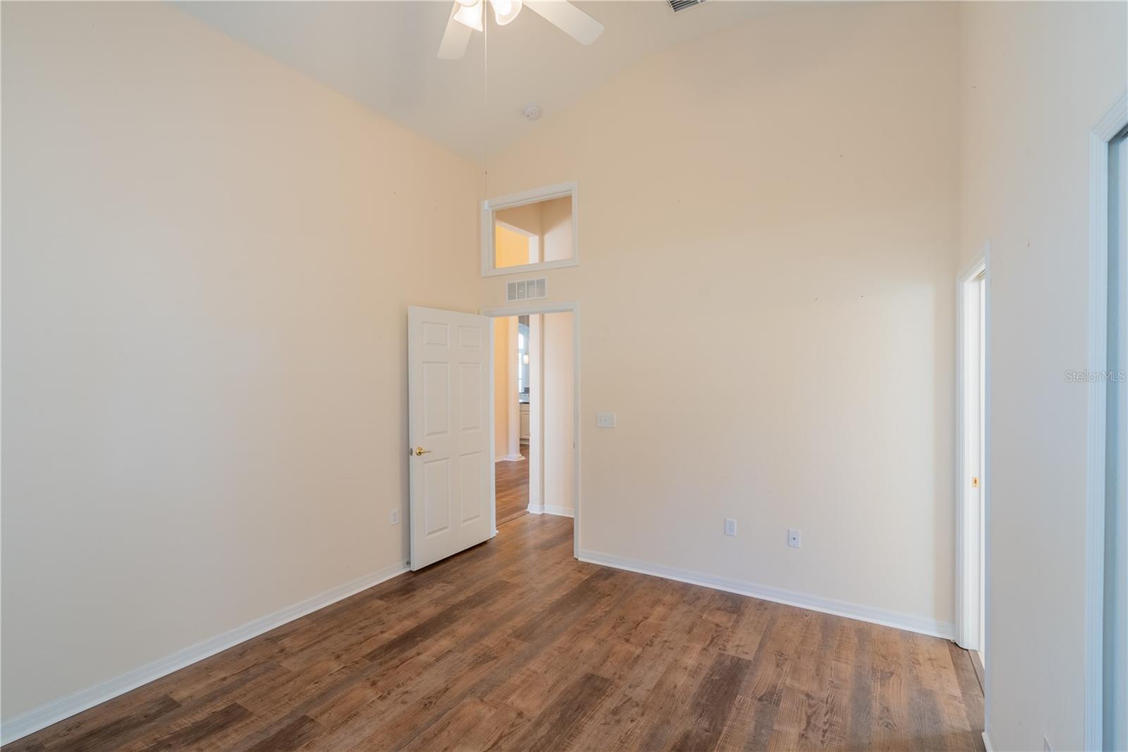 OAK RUN EAGLES POINT - Residential