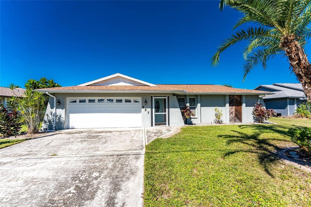 Photo of 557 Briarwood Road, Venice, FL 34293 (MLS # A4669466)