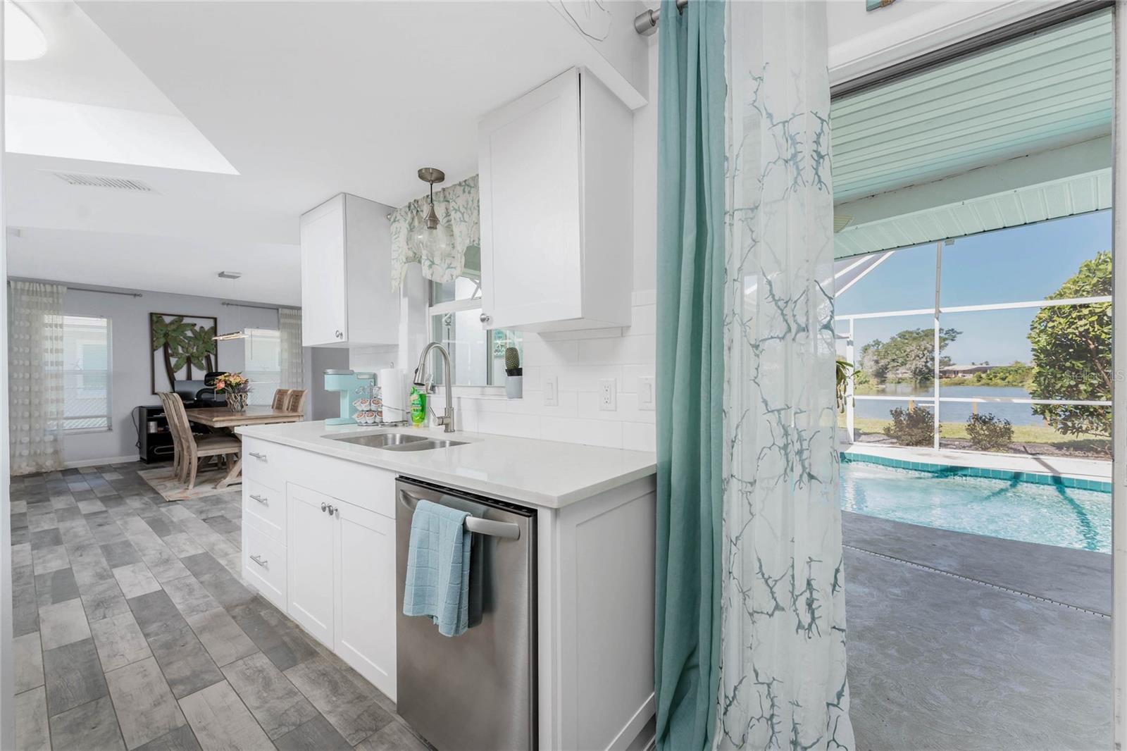 VENICE GARDENS - Residential